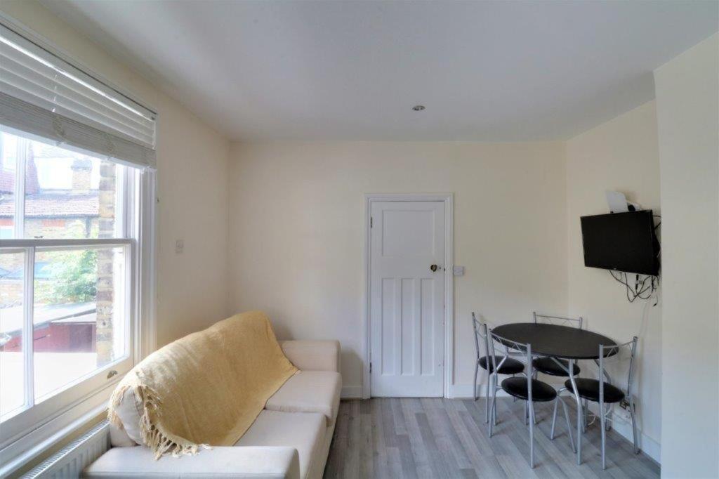 Replingham Road Apartment London Eksteriør bilde